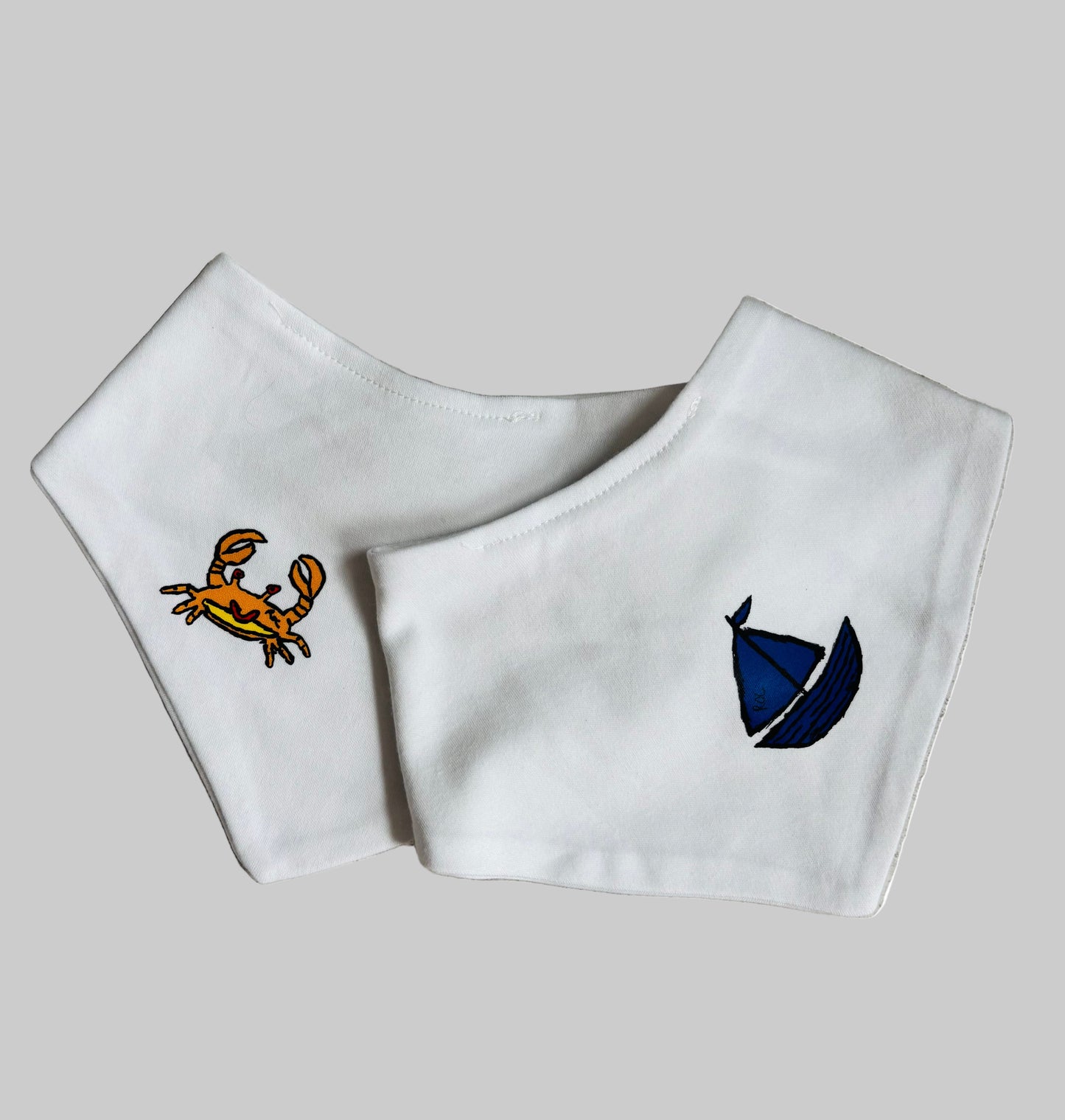 The Set Sail with Pinchy Bandana bib set